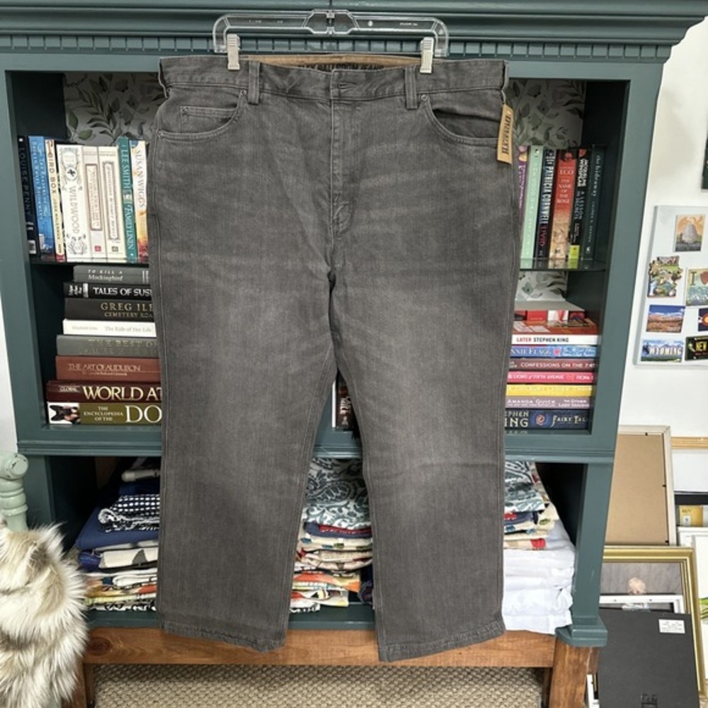 NWT Duluth Trading Men's Ballroom Flex Relaxed Fit Jeans 42x28 New w/‎ Tags Gray